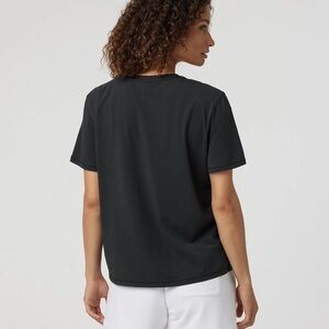 Vuori Feather Tee